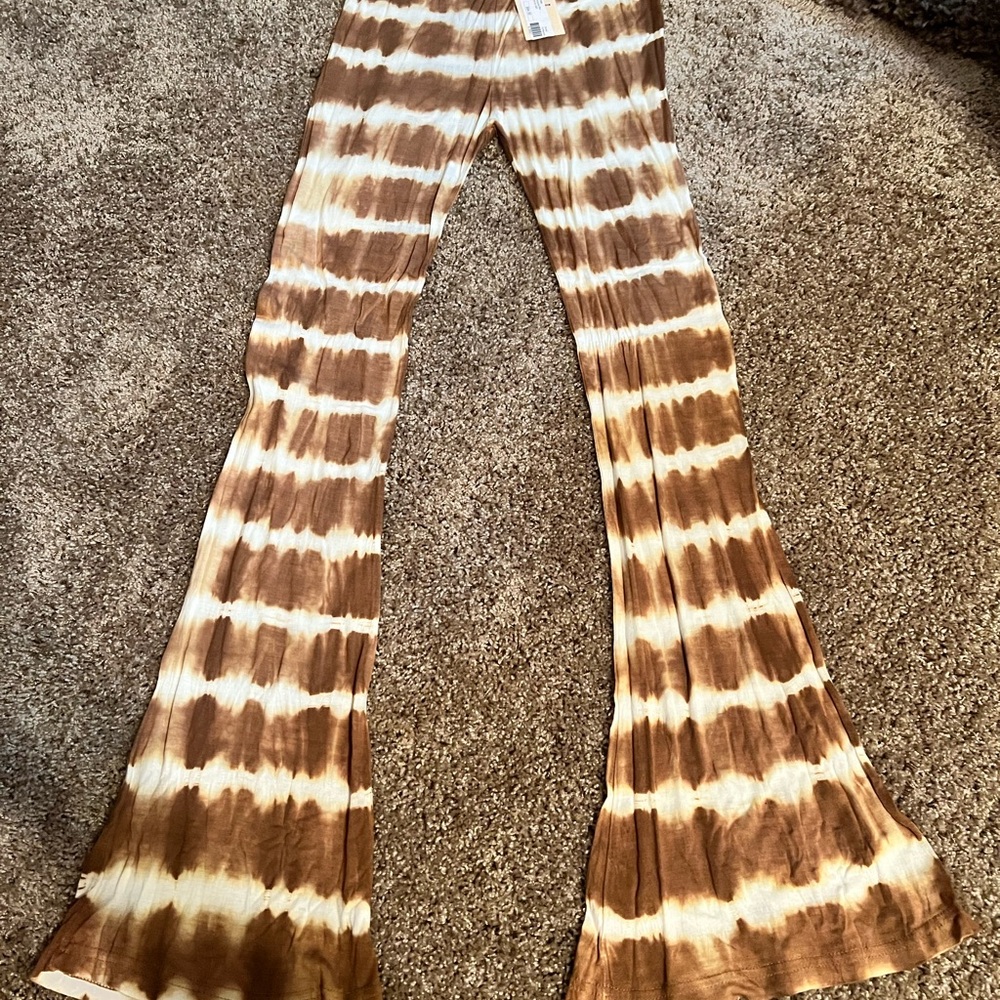 RAGA Brown and Cream Tie-Dye Flare Pants. NWT. Small
